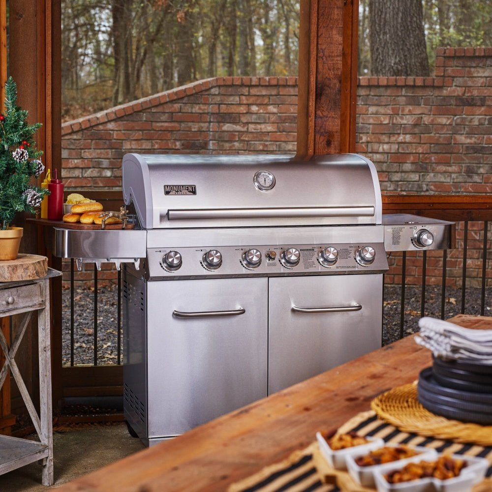 77352 | Stainless Propane Gas Grill