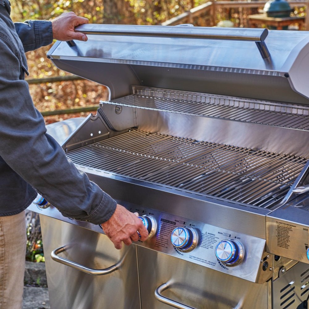 77352 | Stainless Propane Gas Grill