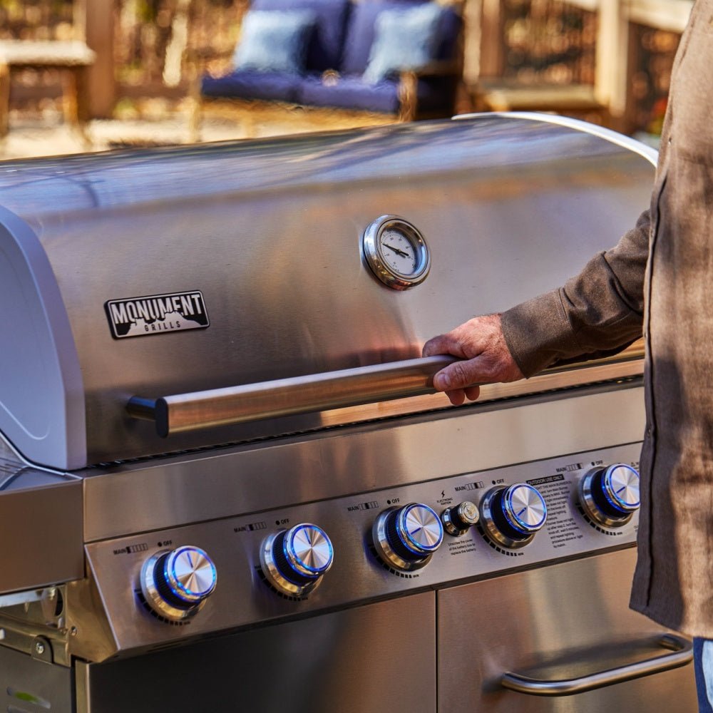 77352 | Stainless Propane Gas Grill