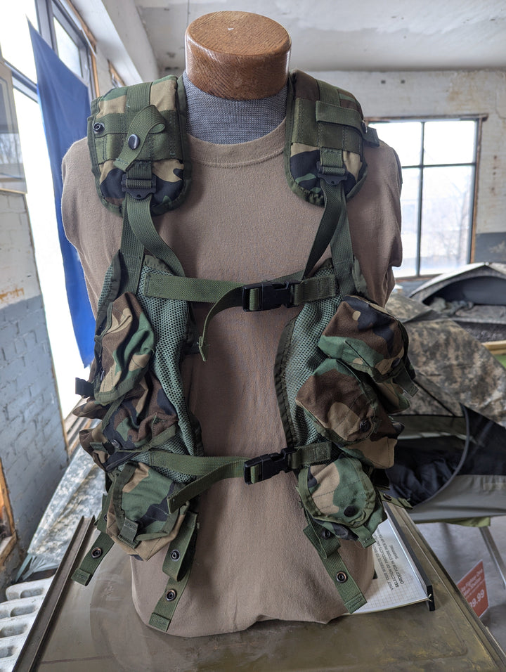 Tactical Load Bearing Vest