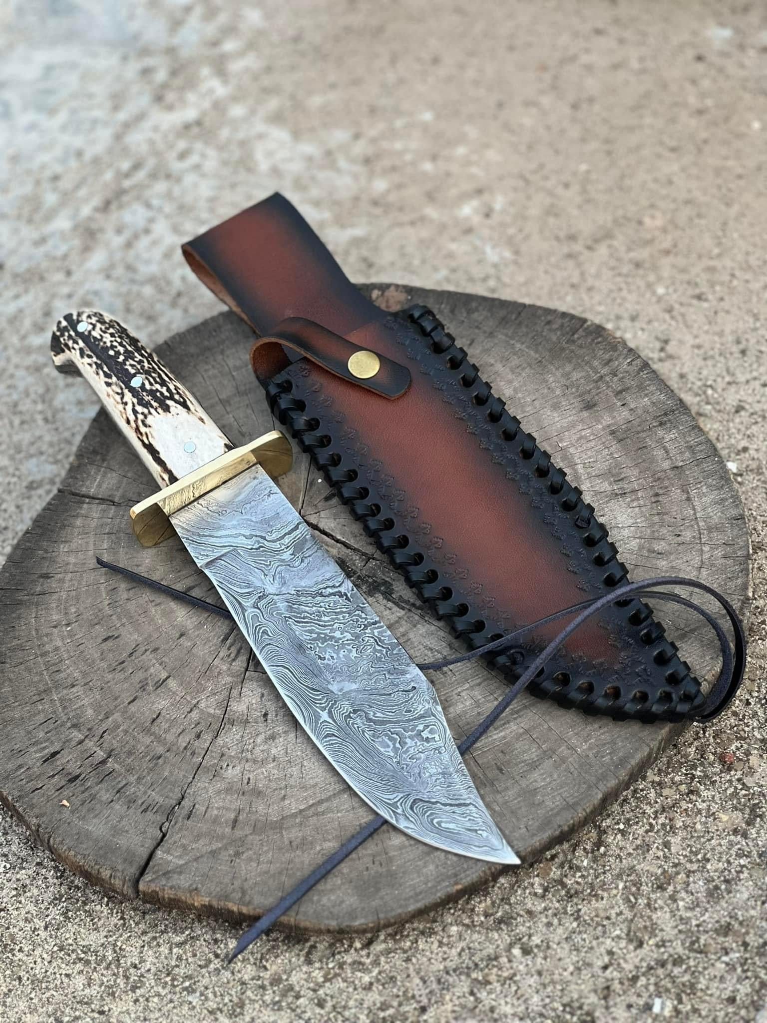 cskforged Hunting knives Deluxe Dundee Hunting Knife with Full Tang Damascus Steel Blade and Antler Handle
