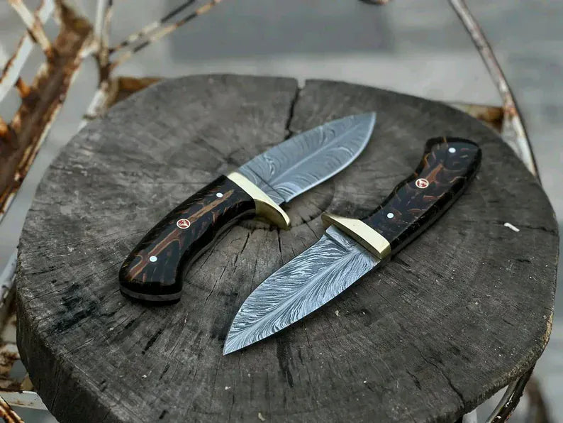 cskforged Hunting knives Pair of custom handmade damascus steel feather pattern hunting knives With leather sheath