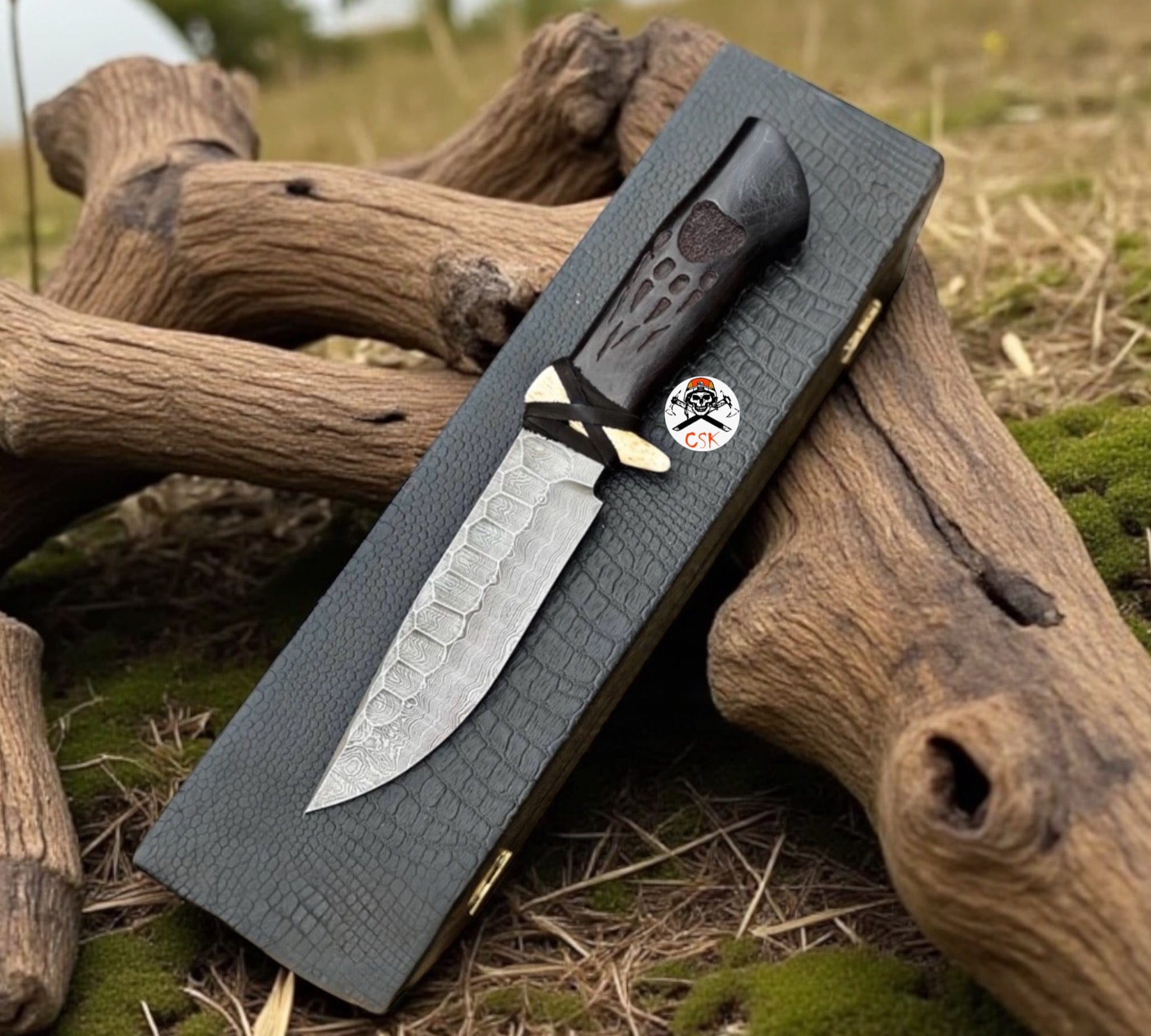 cskforged Hunting knives The Serpent Fang – Hand-Forged Damascus Hunting Knife with Carved Handle