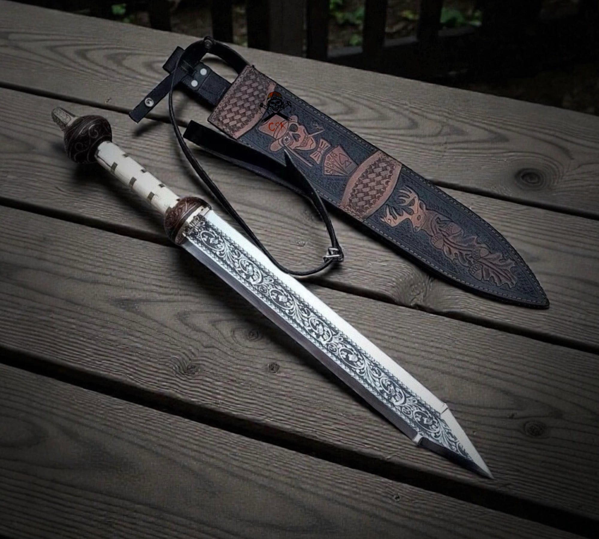 cskforged Knight sword Roman Ornate Gladiator Sword - Engraved Blade, Bone Handle, Skull Deer Leather Sheath