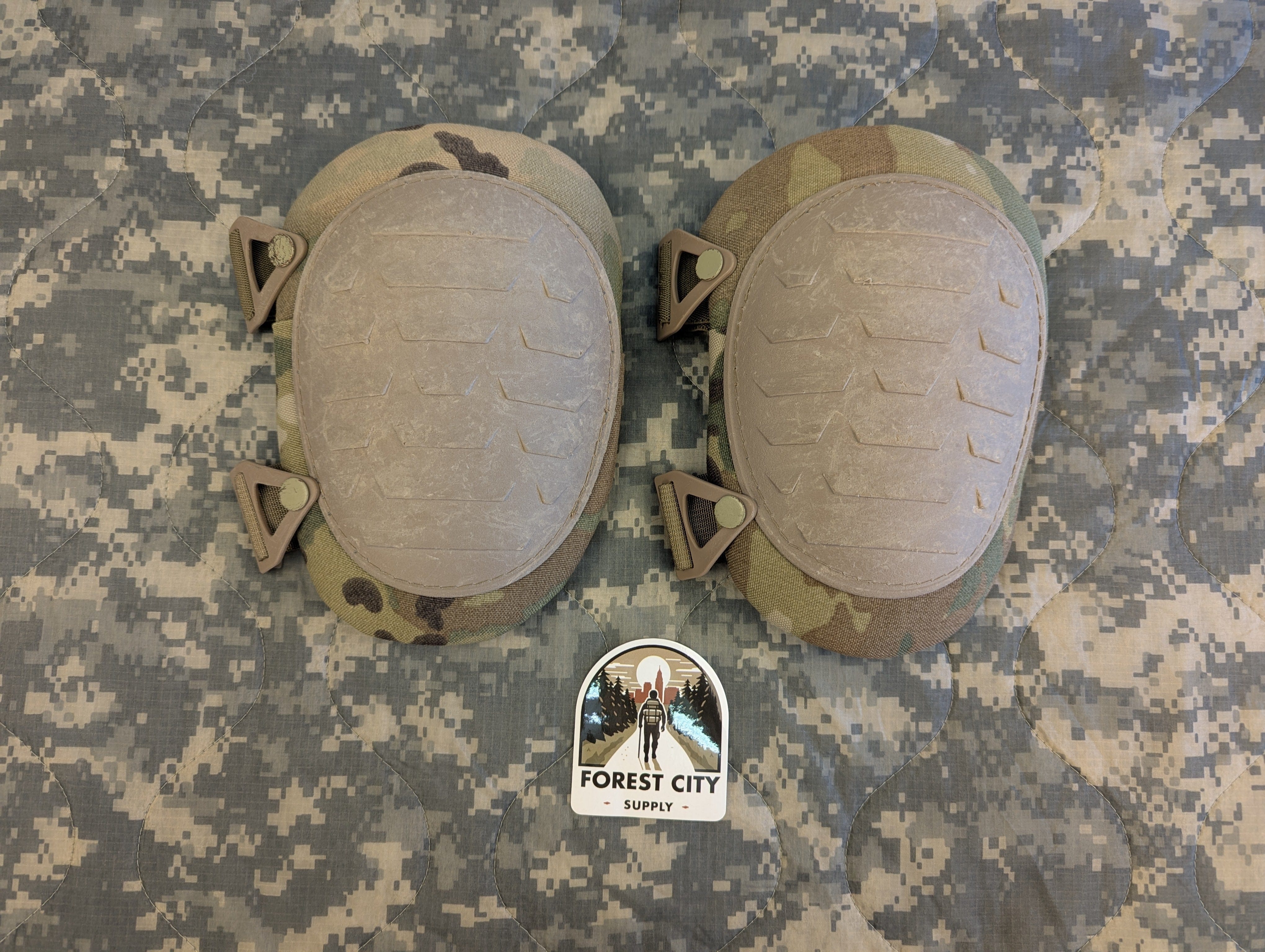 Forest City Supply Knee Pads Knee Pad Set - OCP
