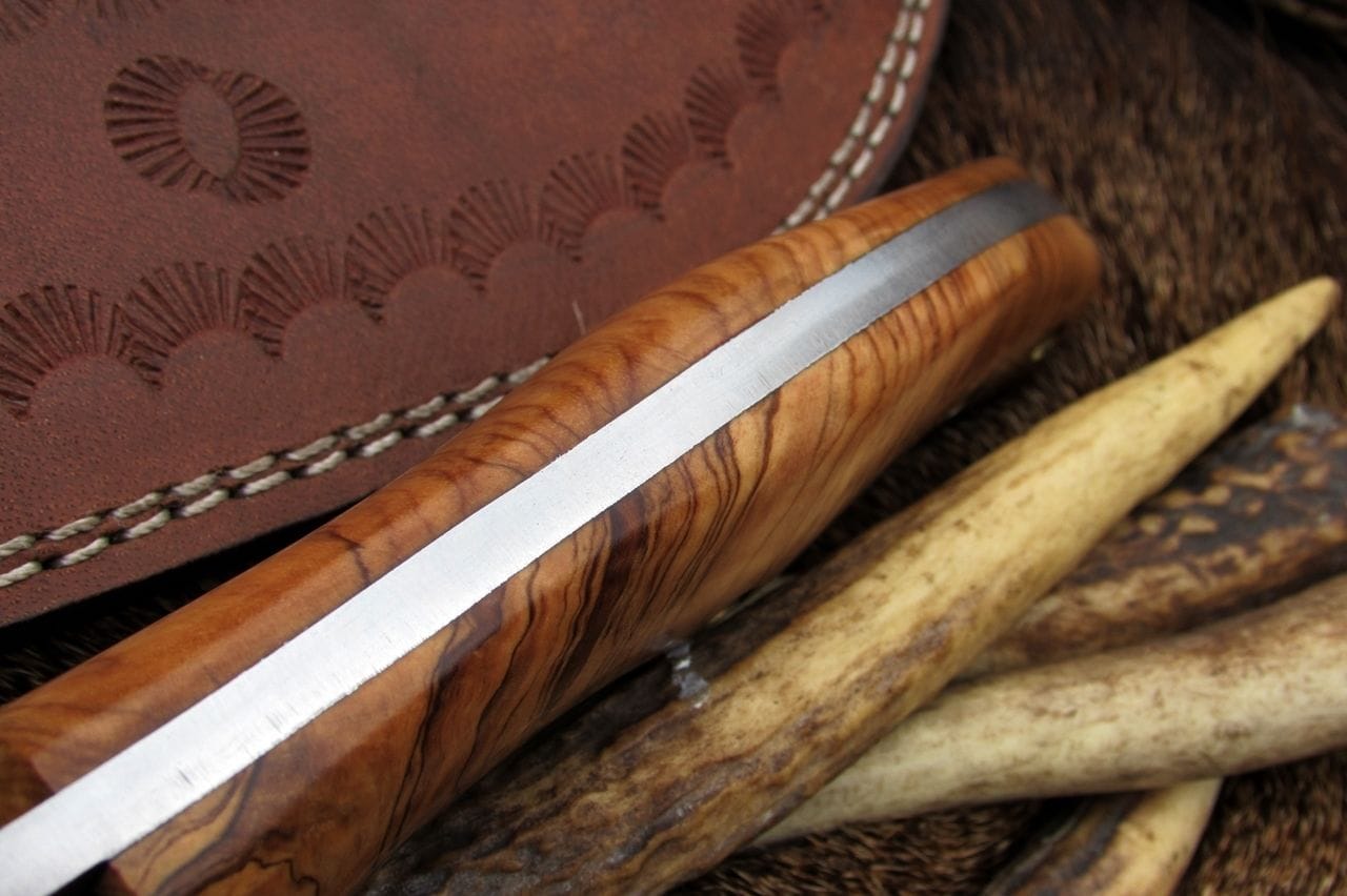 KBS Knives Store Bowie Knives Full Tang Hunter Bowie Knife with Custom Handcrafted Damascus Steel Blade & Olive Wood Handle - 17 Inches