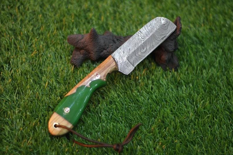 KBS Knives Store Bull Cutter Custom Handmade Damascus Steel Cowboy Bull Cutter Knife with Olive Wood & Epoxy Resin Handle | 8-Inch Western Ranch Knife with Leather Sheath – KBS Knives