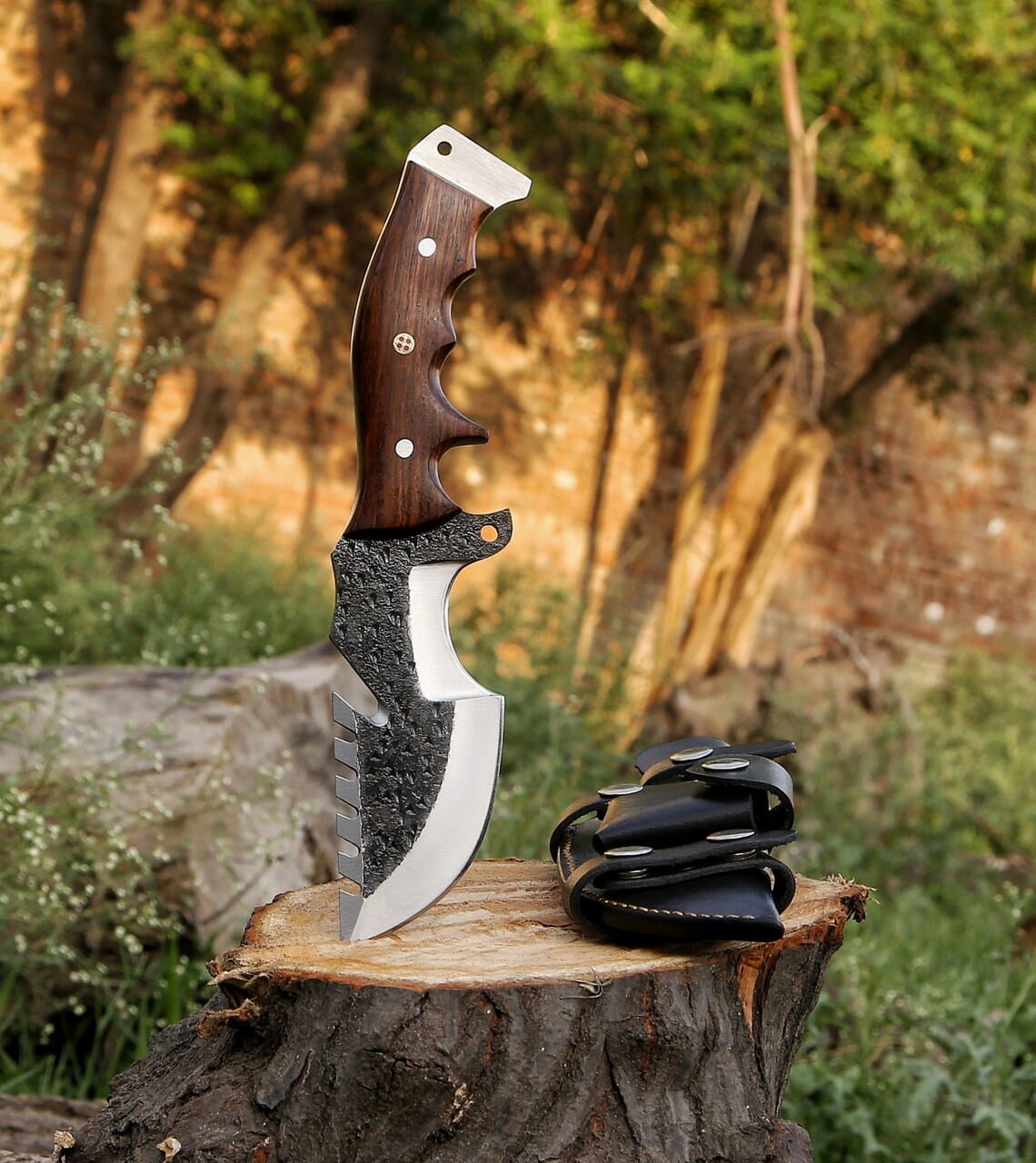 KBS Knives Store Damascus Knife Trackers Knife – Custom Handmade Damascus Blade with Horn Handle