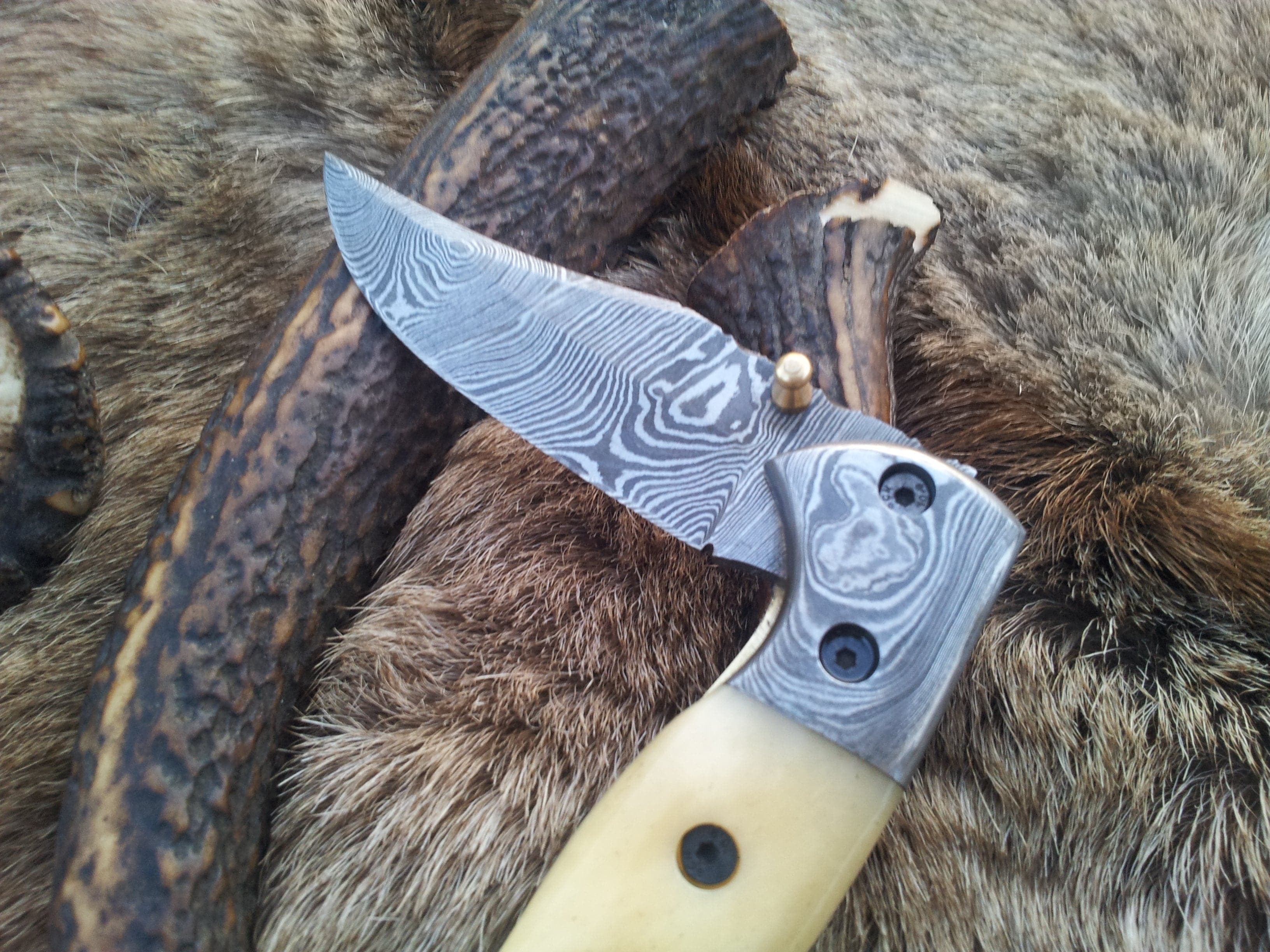 KBS Knives Store Folding Knife Everyday Carry Damascus Steel Folding Pocket Knife with Bone Handle – The BoneCraft