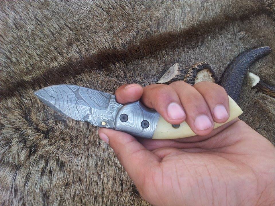 KBS Knives Store Folding Knives Everyday Carry Damascus Steel Folding Pocket Knife with Bone Handle & Damascus Bolster