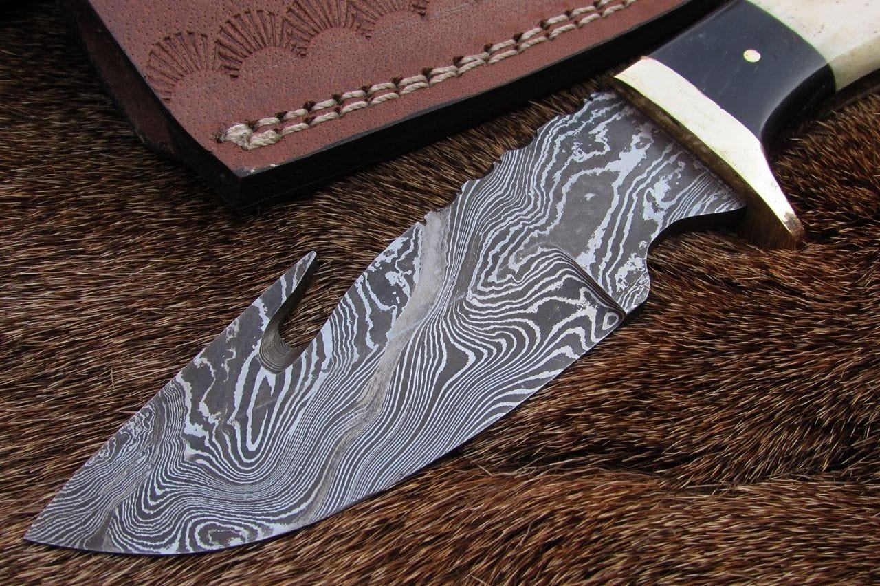 KBS Knives Store Guthook Knives Hunter's Fixed Blade Guthook Knife - Damascus Steel & Water Buffalo Horn/Camel Bone Handle