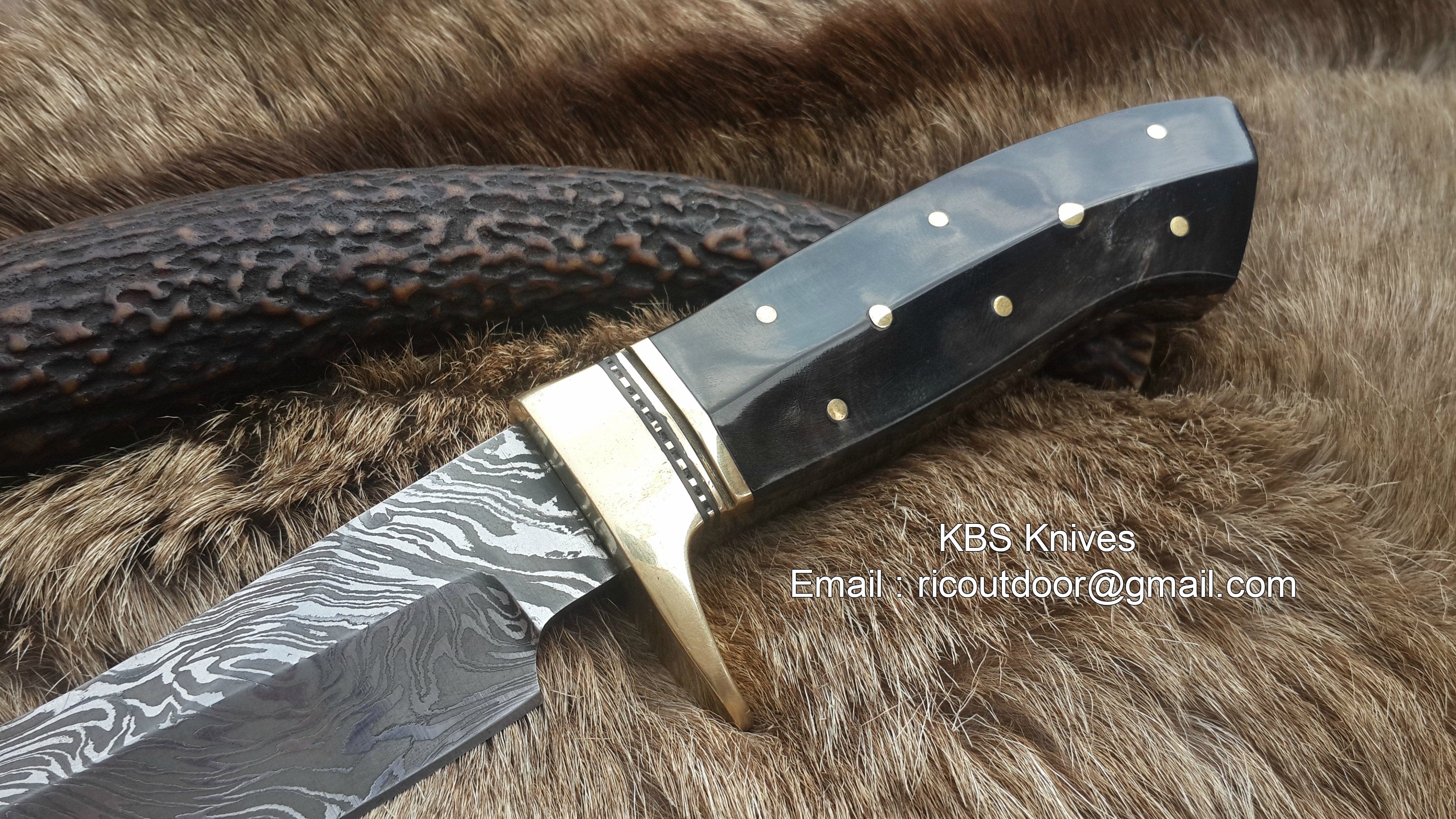 KBS Knives Store Hunting Knife Custom Handmade 9-Inch Damascus Fixed-Blade Hunting Knife with Buffalo Horn Handle & Brass Guard | KBS Knives Store