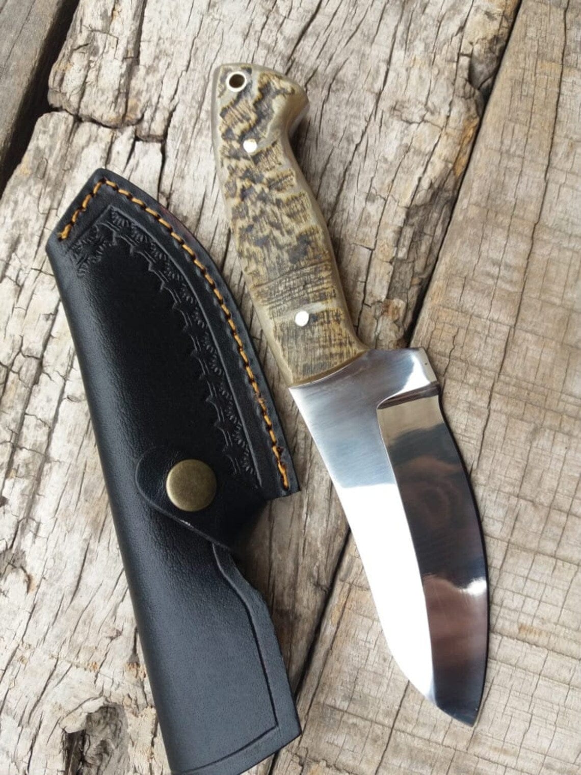 KBS Knives Store Hunting Knife Custom Handmade D2 Steel Hunting Knife with Mountain Sheep Horn Handle – 8.5" | KBS Knives