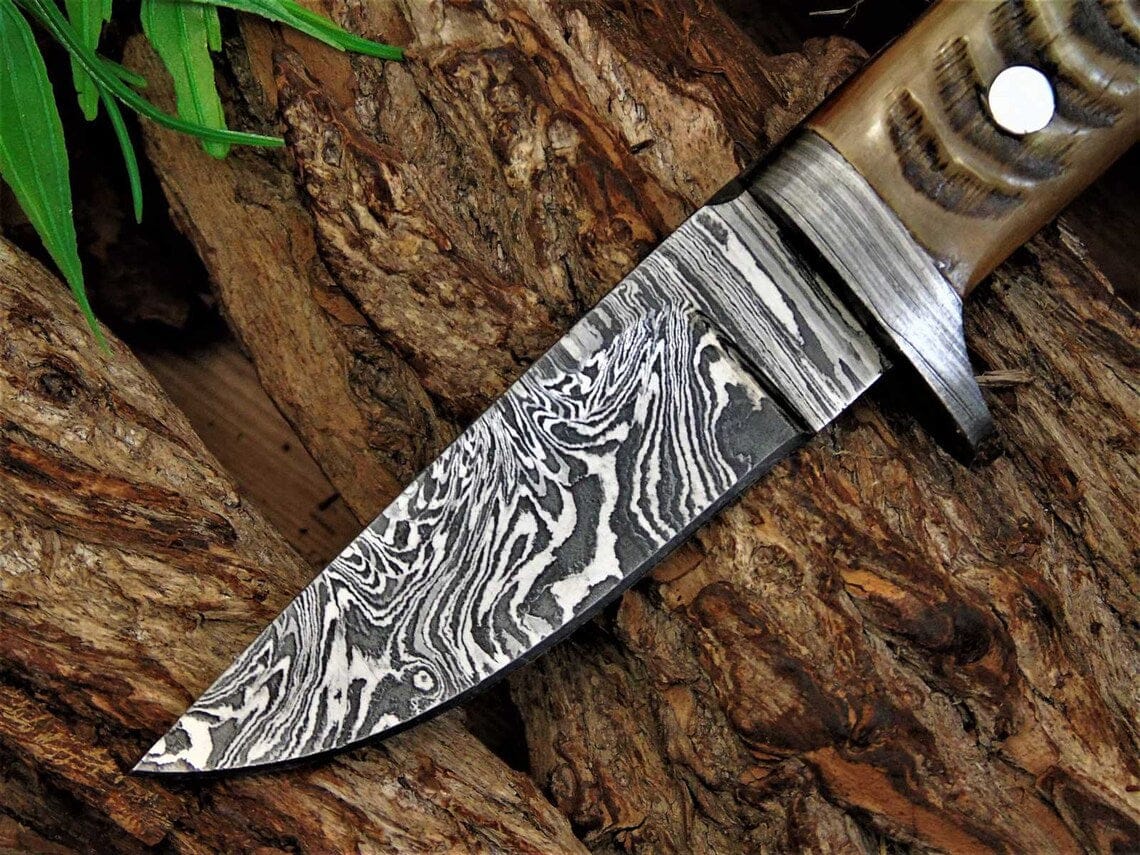 KBS Knives Store Hunting Knife Custom Handmade Damascus Steel Blade Skinning Knife with Sheep Horn Handle, 8-Inch Overall Length, and Leather Sheath - Perfect for Hunters