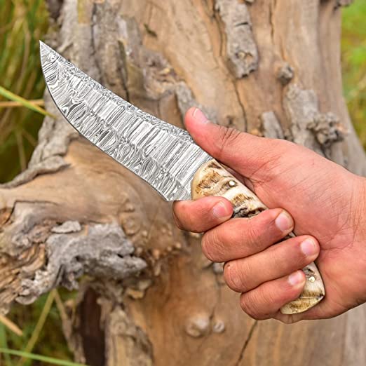 KBS Knives Store Hunting Knives Handcrafted Damascus Hunting Knife: Sheep Horn Handle, 8.5-inch Overall Length, Leather Sheath - KBS Knives Store