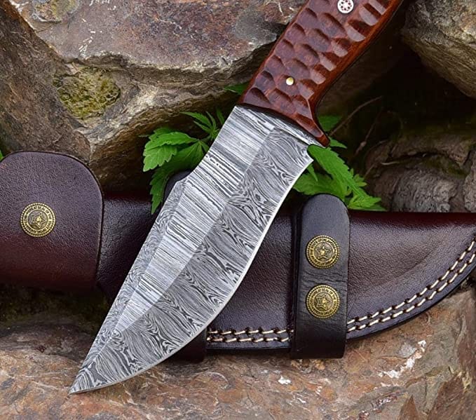 KBS Knives Store Hunting Knives Masterpiece in Steel: 10-inch Damascus Hunting Knife with Rosewood Handle and Leather Sheath - KBS Knives Store