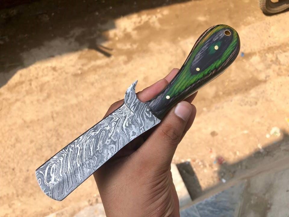 KBS Knives Store Razor Luxury Traditional Straight Razor with Full Tang Damascus Steel Blade and Exotic Pakka Wood Handle - Includes Leather Case - KBS Knives Store Exclusive