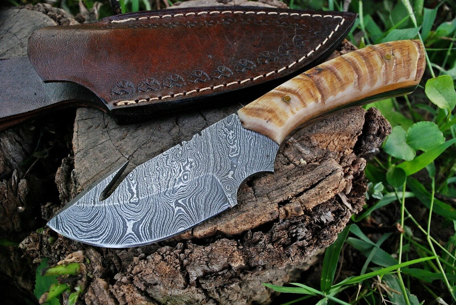 KBS Knives Store Skinner Knife Custom Handmade Damascus Steel Guthook Skinning Knife