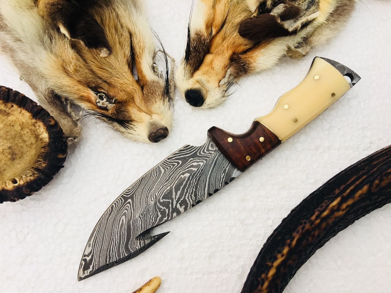 KBS Knives Store Skinner Knife Full Tang Custom Handmade Damascus Steel Gut Hook Skinning EDC Knife