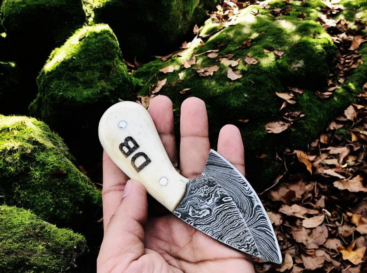 KBS Knives Store Skinner Knives Best Knife for Field Dressing with Engraved Bone Handle – Custom Damascus Steel Skinning Knife