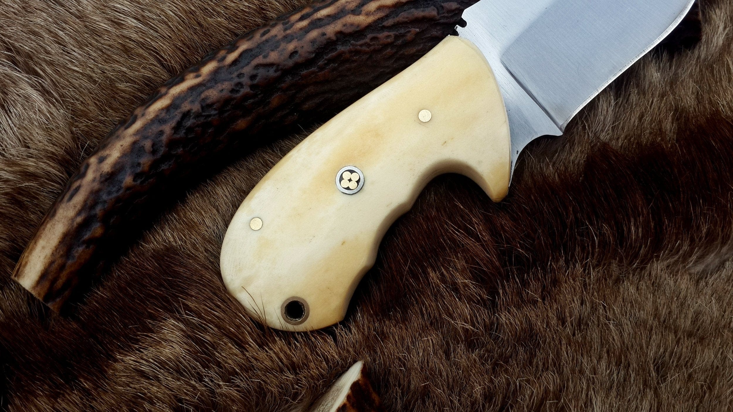 KBS Knives Store Skinner Knives Compact D2 Steel Field Dressing Deer Skinning Knife – 6.5 Inch Blade with Bone Handle