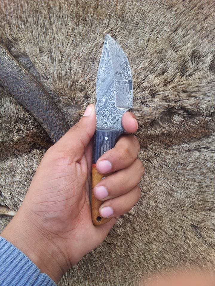 KBS Knives Store Skinner Knives Custom Damascus Steel Field Dressing Deer Skinning Knife – 7 Inch Drop Point Blade with Olivewood Handle