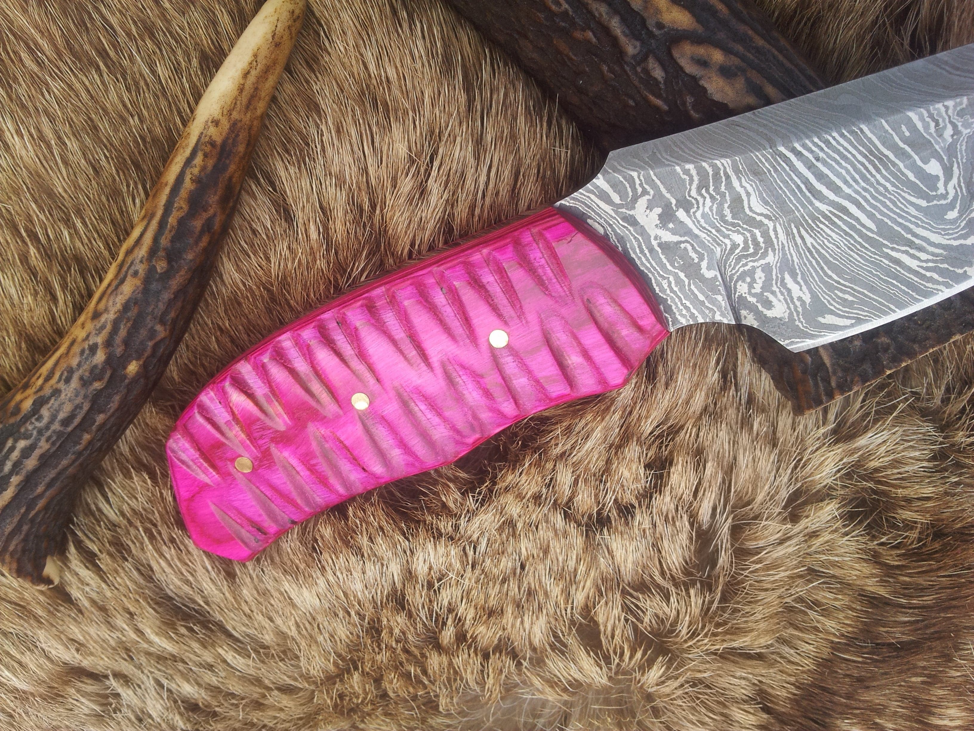 KBS Knives Store Skinner Knives Exotic Pink Pakka Wood Damascus Steel Drop Point Skinning Knife – 7 Inch Overall Length