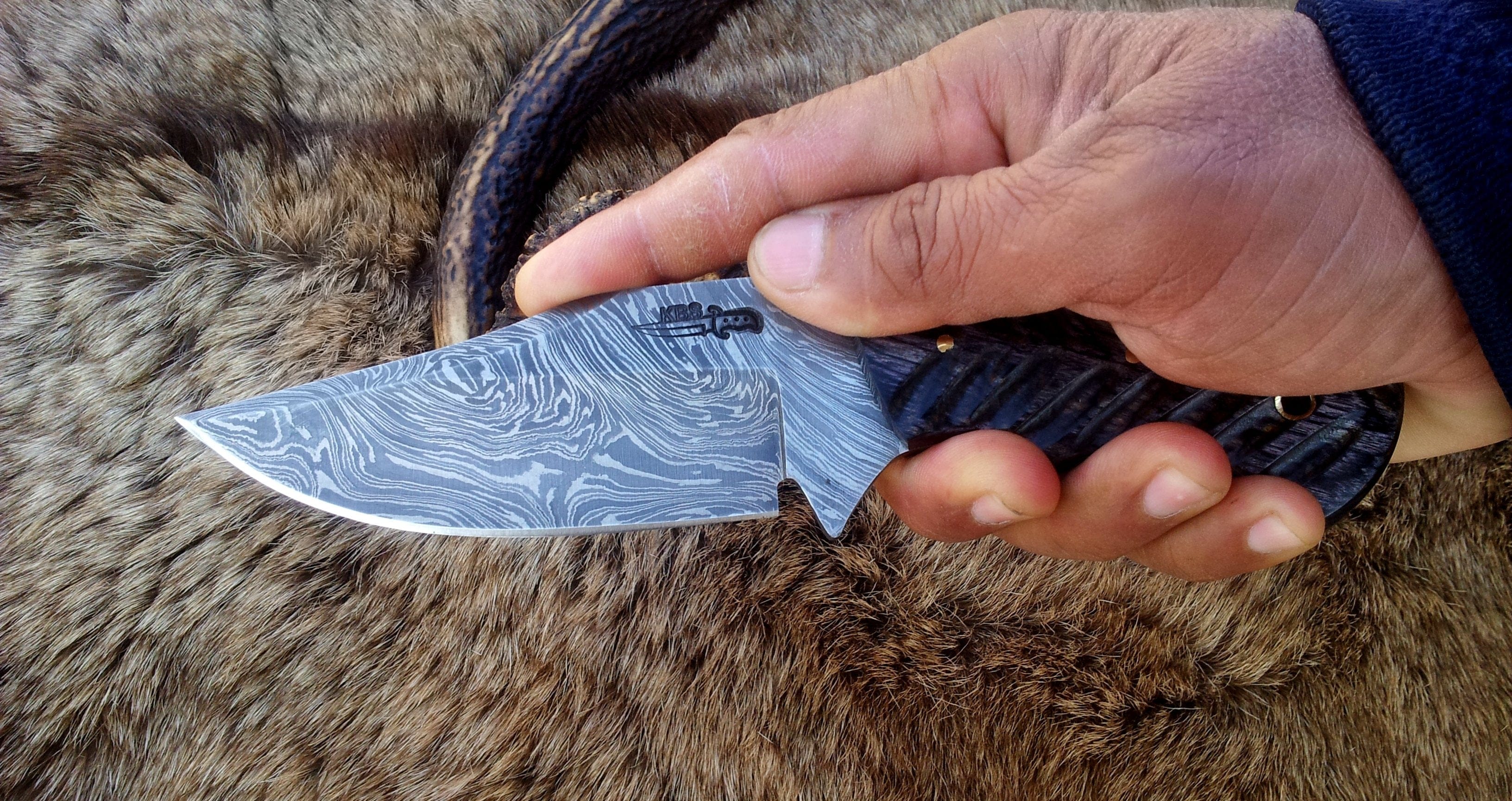 KBS Knives Store Skinning Knives Custom Damascus Steel Field Dressing Deer Skinning Knife with Exotic Pakka Wood Handle – 8.5 Inch Hunting Knife