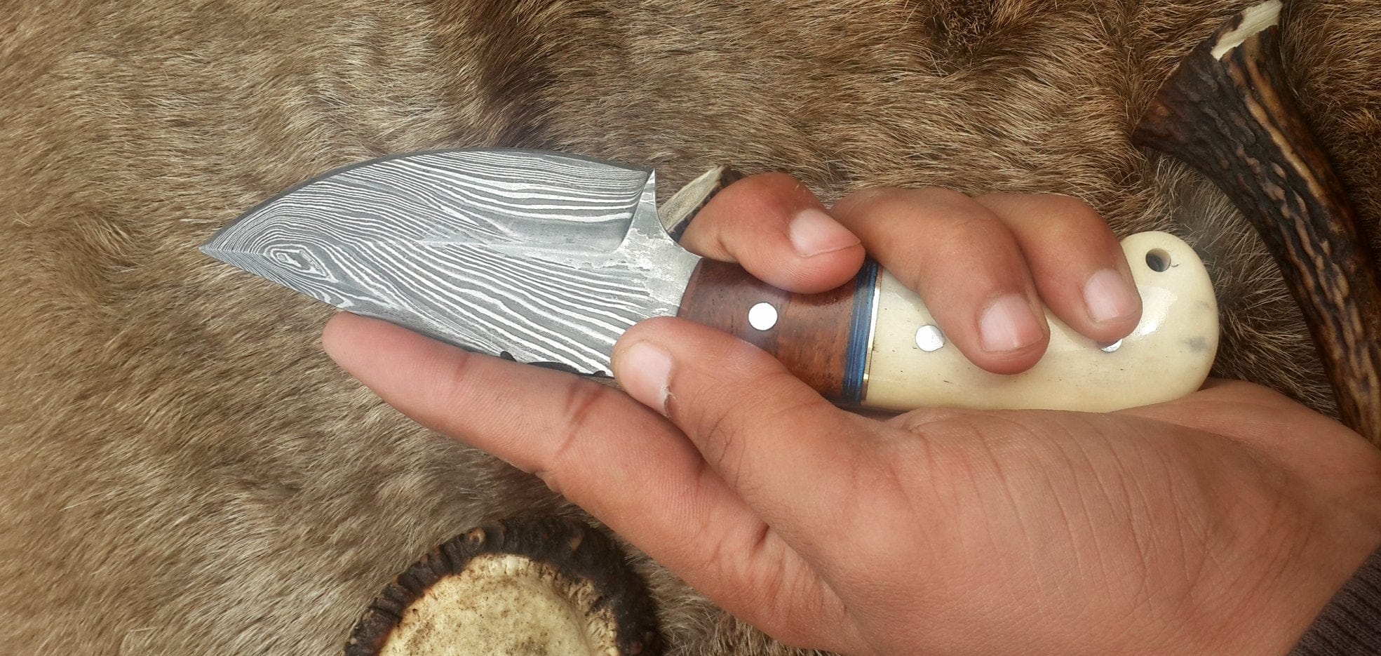 KBS Knives Store Skinning Knives Damascus Steel Drop Point Skinning Knife with Bone and Rosewood Handle – 7 Inch Overall Length