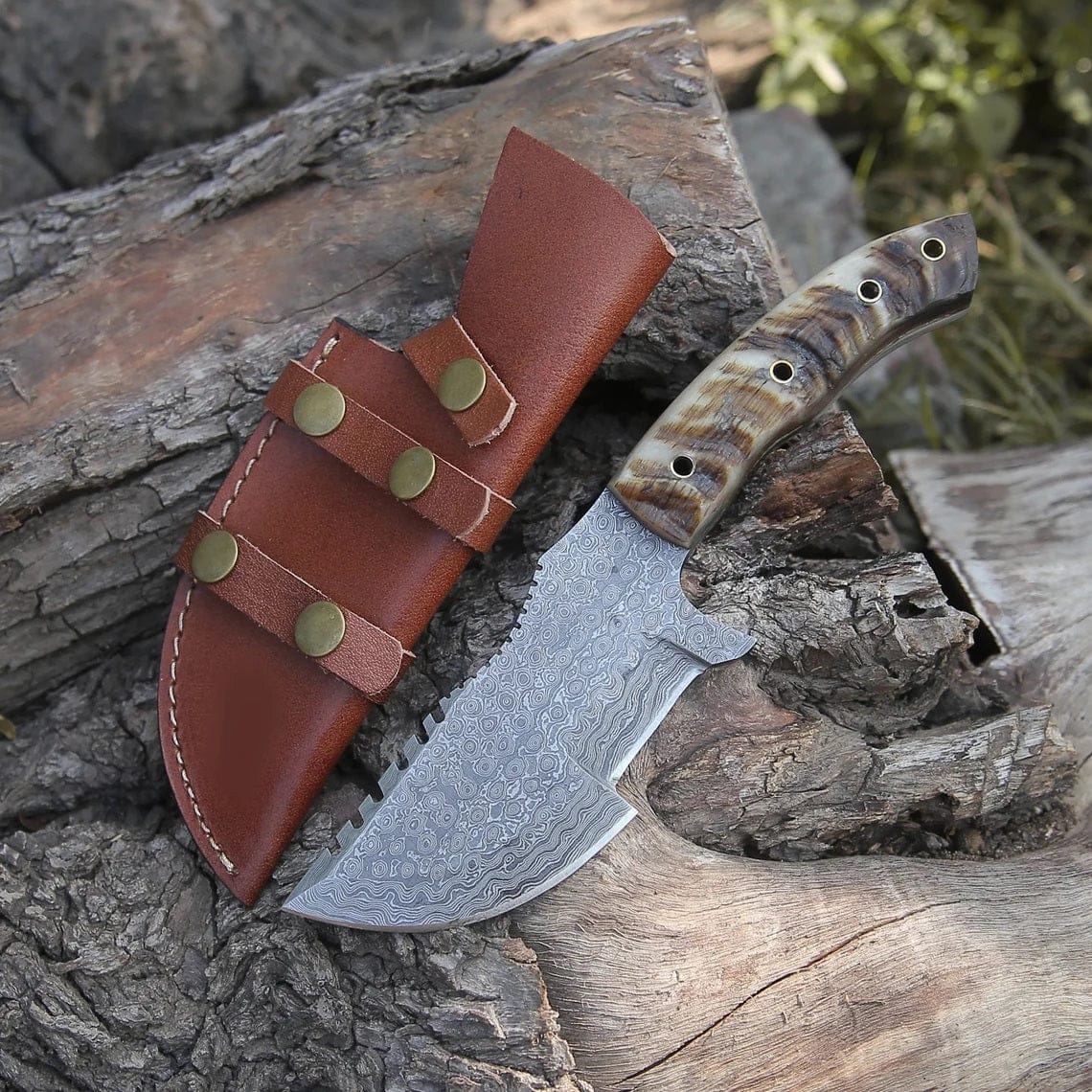 KBS Knives Store Tracker Knife Knife from the Movie Hunted – 10" Damascus Steel with Sheep Horn Handle