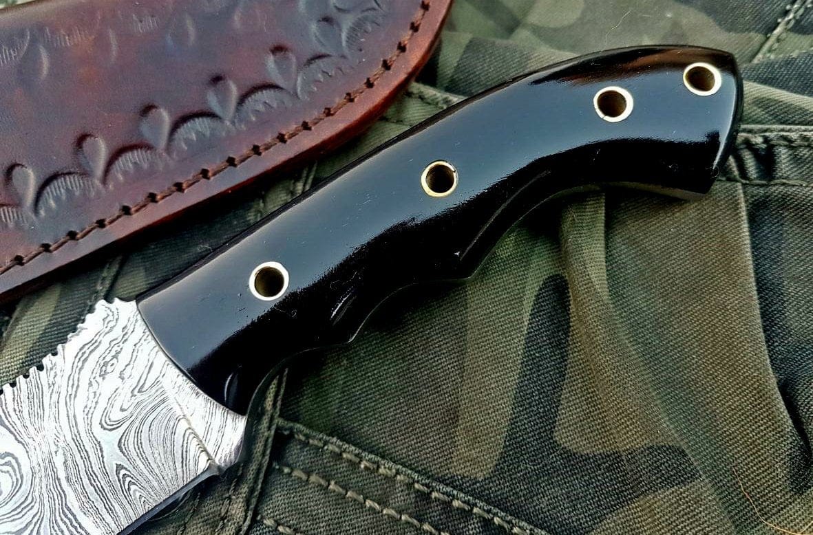 KBS Knives Store Tracker Knife Knife in Hunted – 10" Damascus Steel with Buffalo Horn Handle
