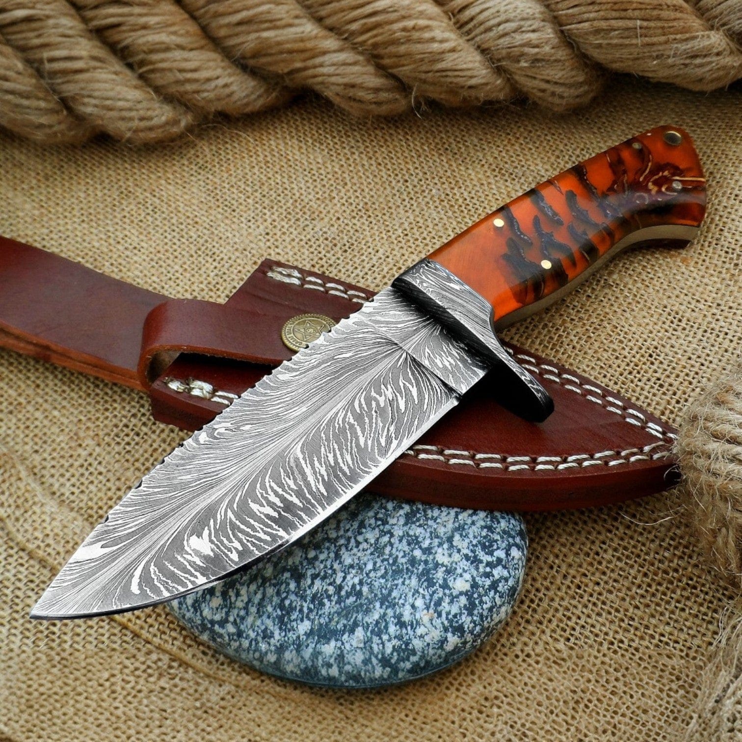 MALIKA KNIVES simple Best Deer Skinning Knife - Feather Damascus Pinecone Handle