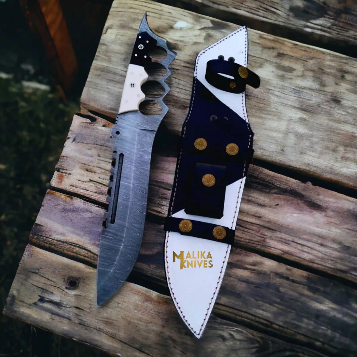 MALIKA KNIVES simple Black White Damascus Knuckle Bowie Knife Resin Handle