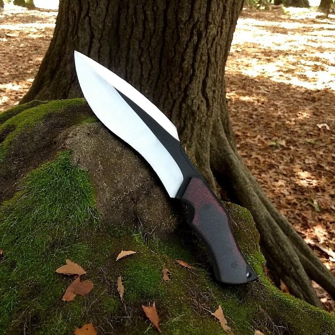 MALIKA KNIVES simple Bushcraft Knife – 5 mm Blade & Red Micarta Handle