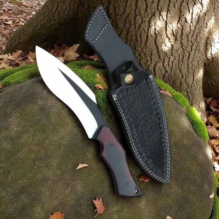 MALIKA KNIVES simple Bushcraft Knife – 5 mm Blade & Red Micarta Handle