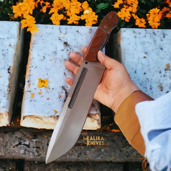MALIKA KNIVES simple D2 Bowie Knife | Rosewood Handle | Bushcraft Tool.