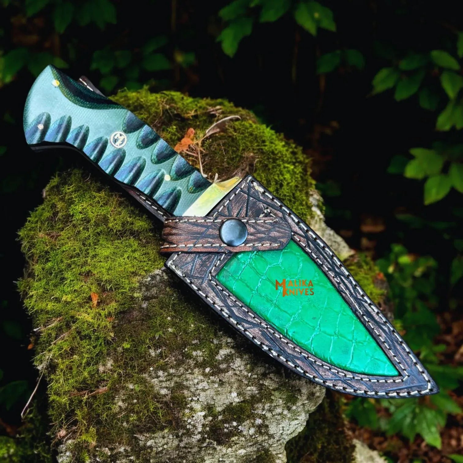 MALIKA KNIVES simple Damascus Bowie Hunting Knife with G10 Handle & Leather Sheath