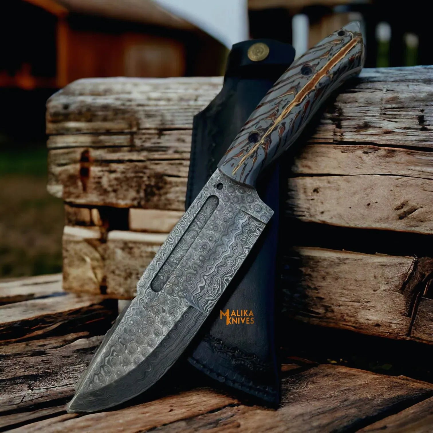 MALIKA KNIVES simple Damascus Bowie Knife Pine Cone Resin Handle