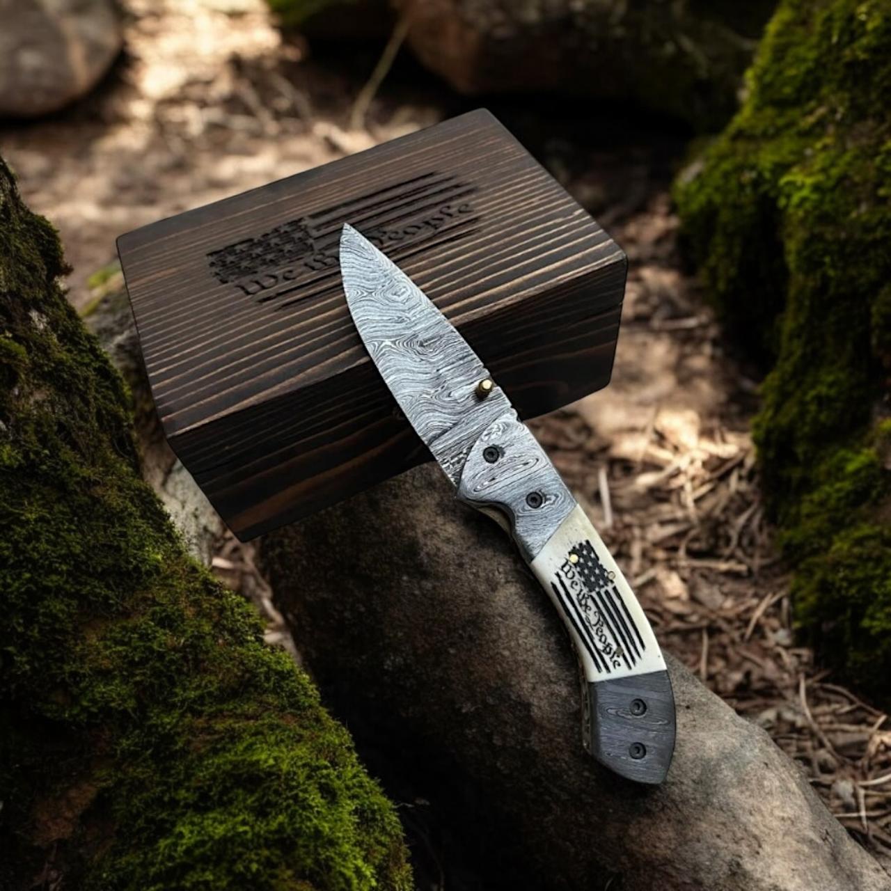 MALIKA KNIVES simple Damascus Folding Knife with Camel Bone Handle | Hand-Engraved People’s Flag | EDC Knife with Gift Box