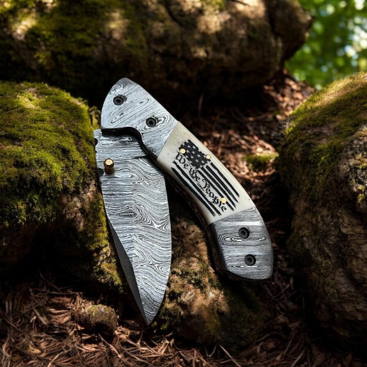 MALIKA KNIVES simple Damascus Folding Knife with Camel Bone Handle | Hand-Engraved People’s Flag | EDC Knife with Gift Box