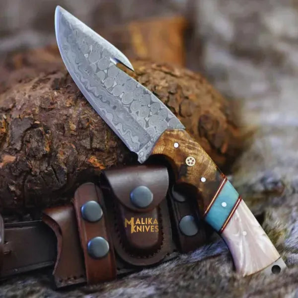 MALIKA KNIVES simple Damascus Gut Hook Hunting Knife Wood Resin Handle