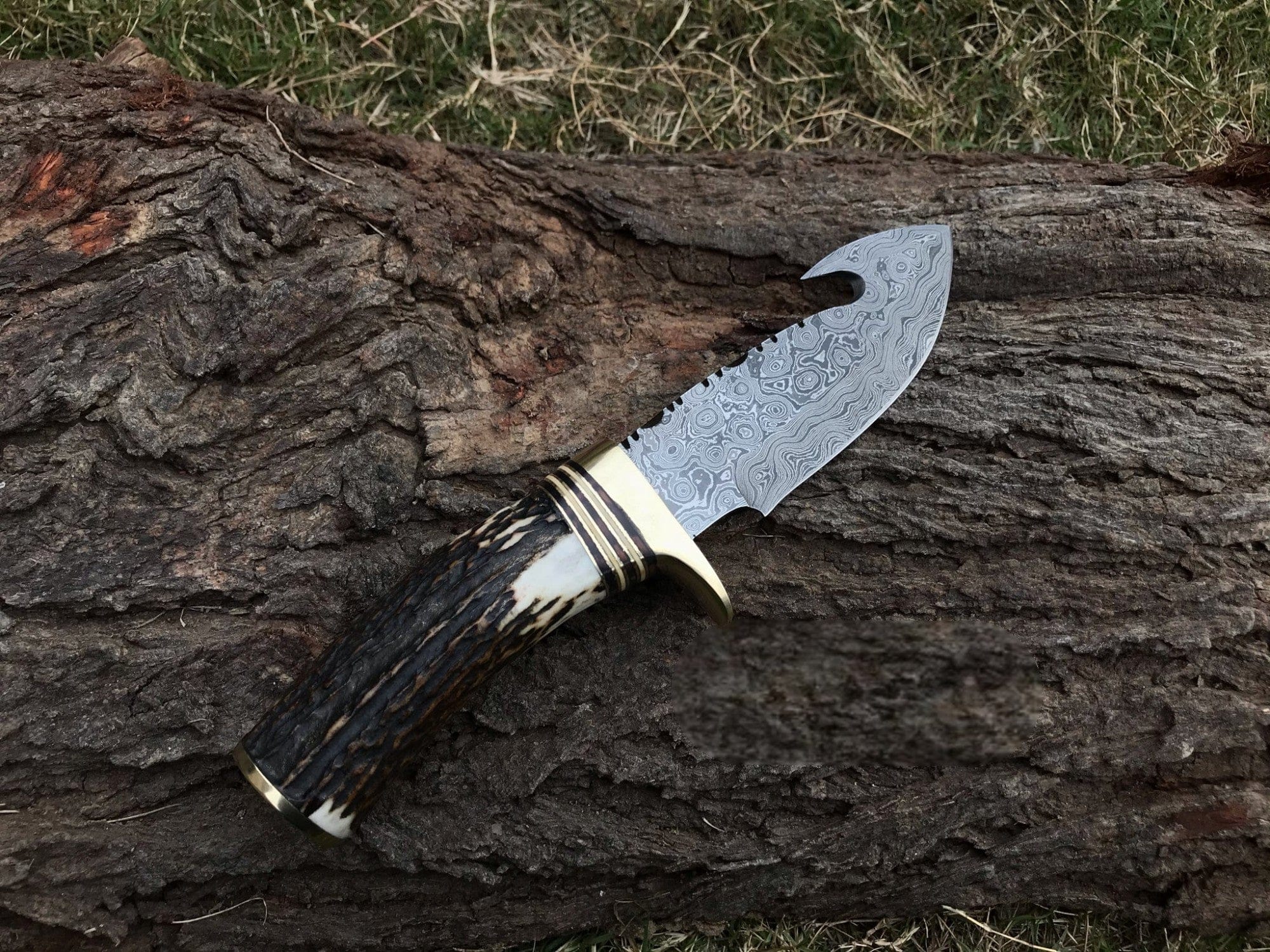 MALIKA KNIVES simple Damascus Gut Hook Skinning Knife – Stag Horn Handle