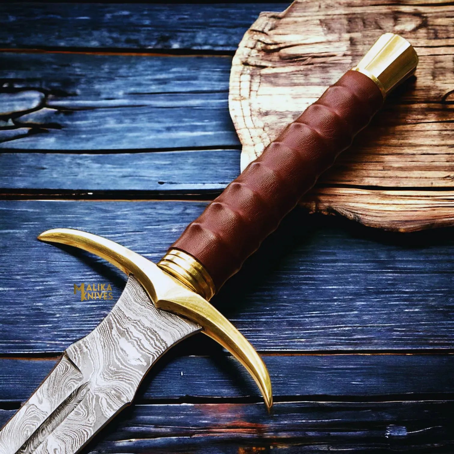 MALIKA KNIVES simple Damascus Kingslayer Arming Sword with Leather sheath-904