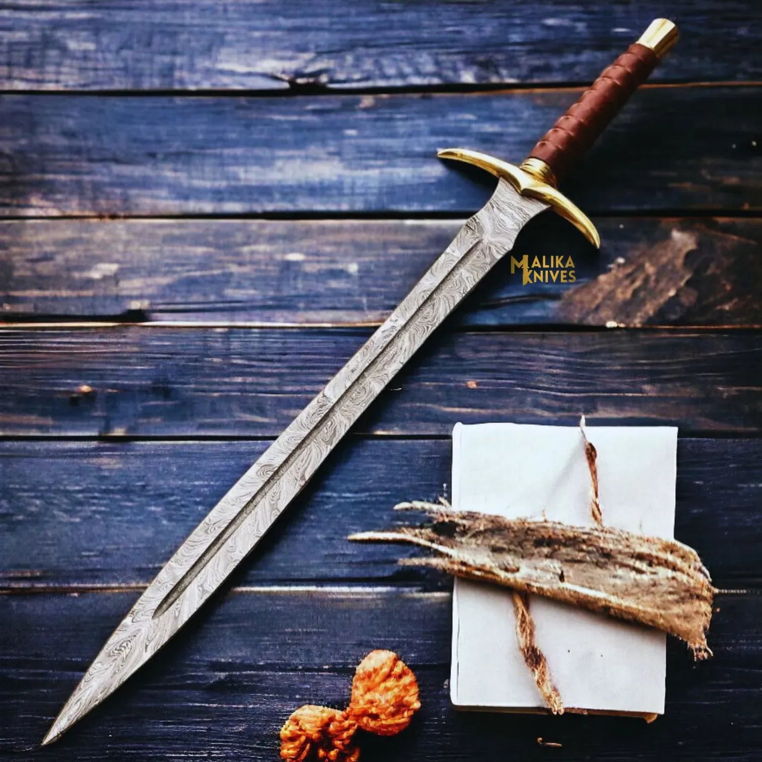 MALIKA KNIVES simple Damascus Kingslayer Arming Sword with Leather sheath-904