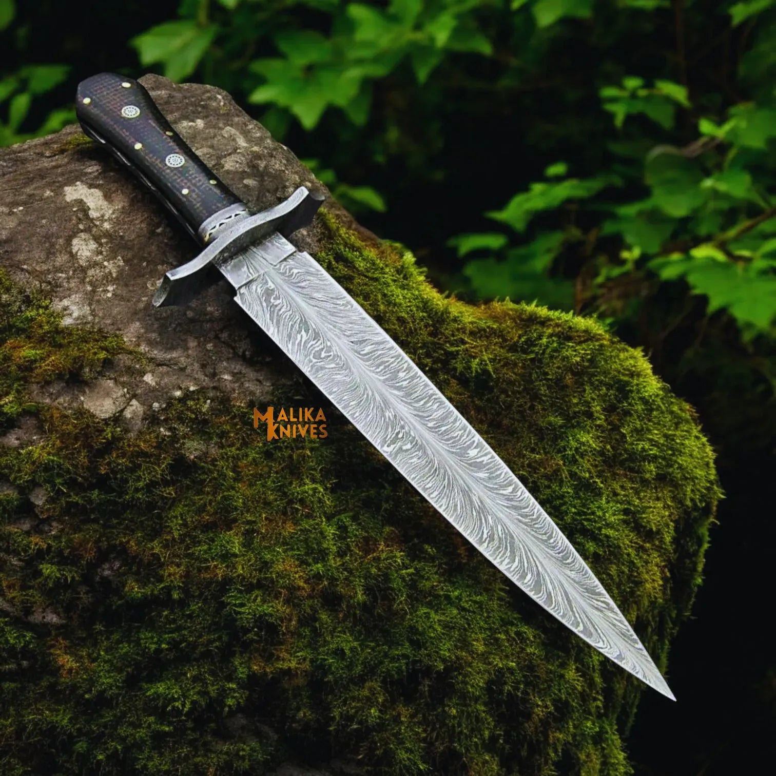 MALIKA KNIVES simple Feather Damascus Bowie Knife G10 Handle Leather Sheath