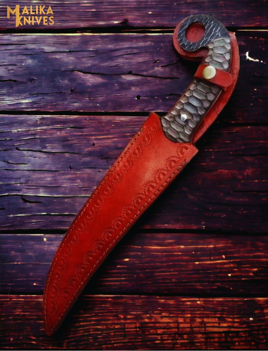 MALIKA KNIVES simple Hand forged Damascus Ringtail Hunting Knife