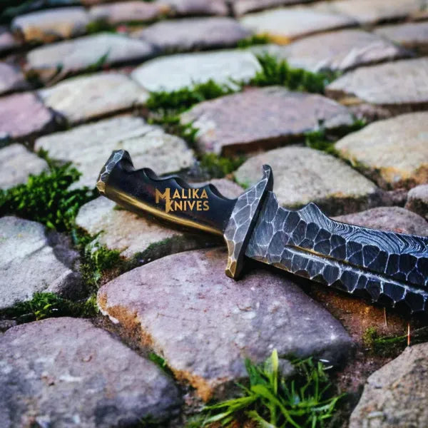 MALIKA KNIVES simple Handforged Damascus Bowie Knife Micarta Handle