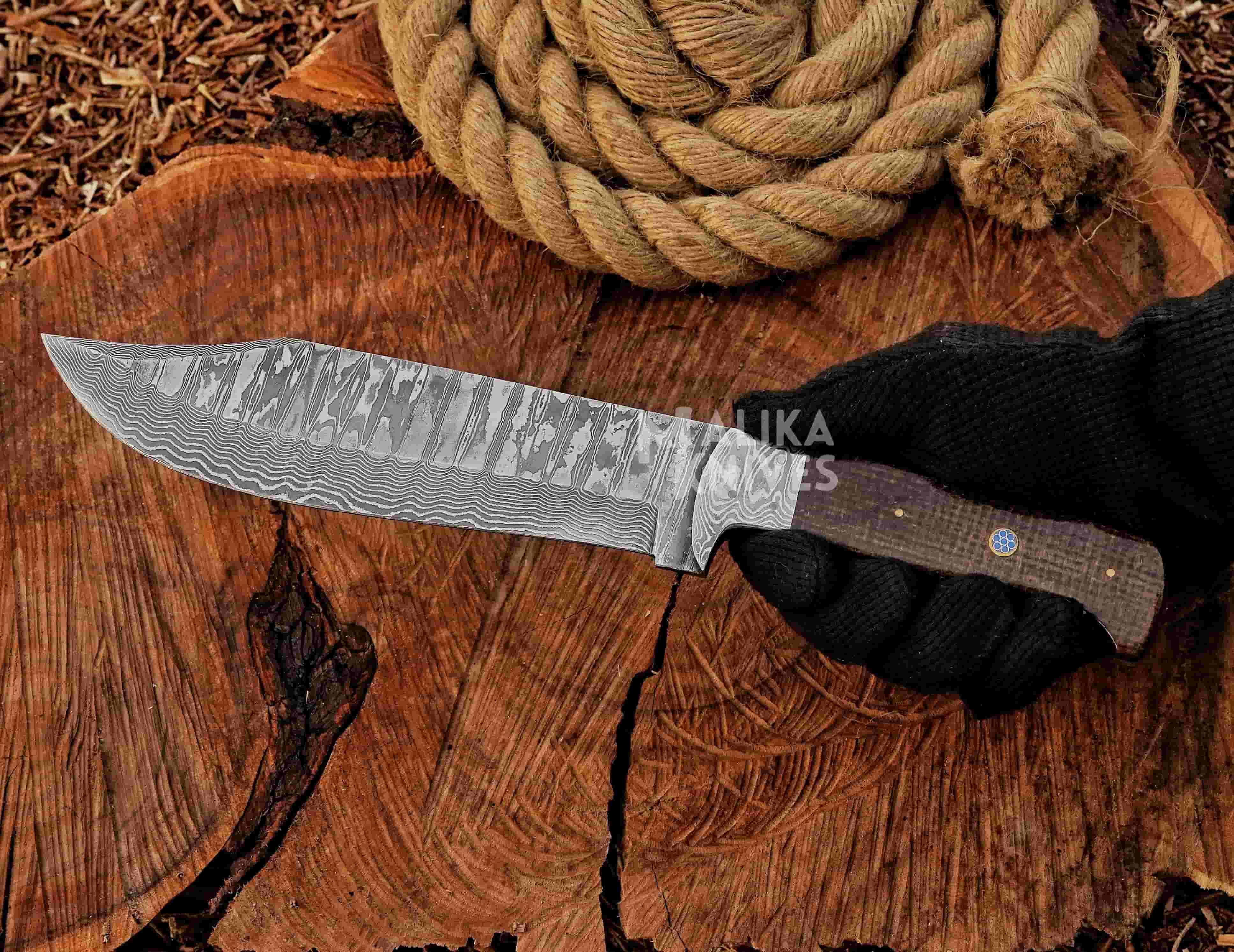 MALIKA KNIVES simple Stainless Damascus Hunting Knife with Leather Sheath.