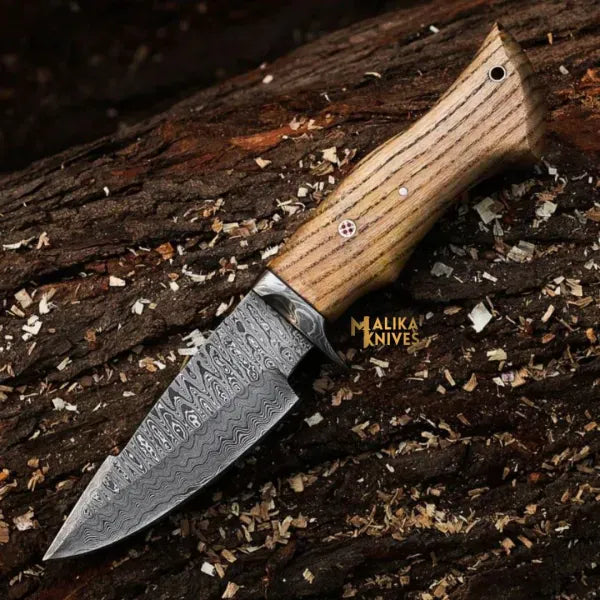 MALIKA KNIVES simple Twist Damascus Hunting Knife with Walnut Handle