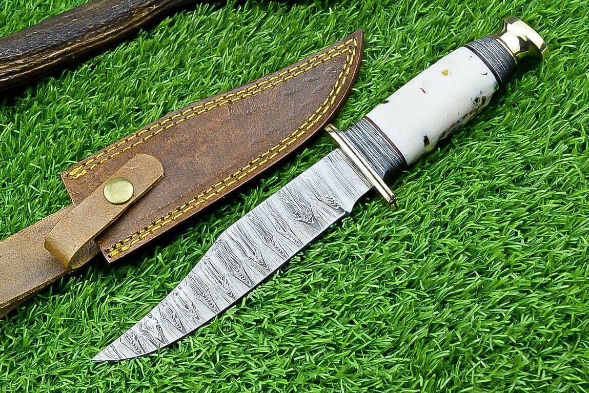 Texan Knives Bowie Knives Hand-Forged Western Boulder Colorado Knife – 11" Damascus Steel Blade with Brass Guard & Resin Grip